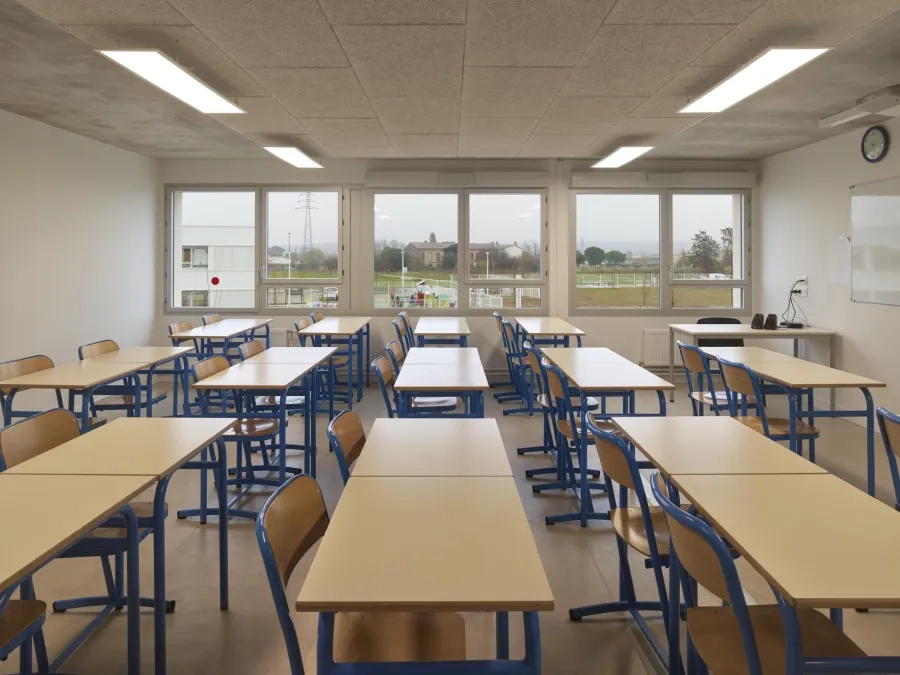 Vue sur une salle de classe. © Roland Halbe Vue sur une salle de classe. © Roland Halbe